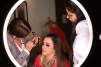 review-Face Stories by Leena Bhushan