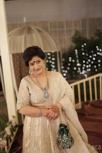 review-Artistry by MN