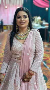 review-Looks by Ananya
