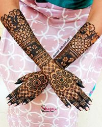 review-image-0-Shazma Mehandi Art