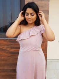 review-Makeup by Afsha Shaikh
