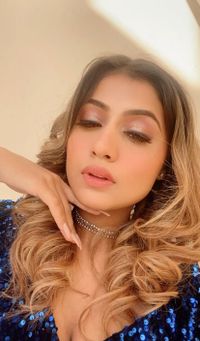 review-Makeovers by Janvi Rajpal