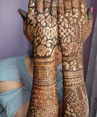 review-image-0-Bushra Mehndi Art