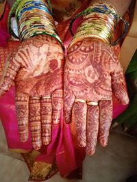 review-image-0-Poophana's Mehndi Art