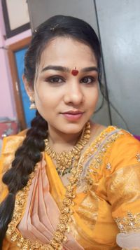 review-Maanvi's Makovers