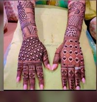 review-Shivam Mehandi Artist