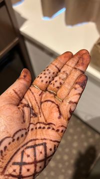 review-Ravi Mehandi Artist