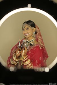 review-Makeup by Gunjaa Saahu