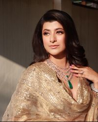 review-Riya Taneja Makeup