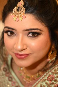 review-Makeovers by Aprajita