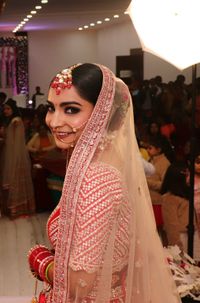 review-Makeovers by Aprajita