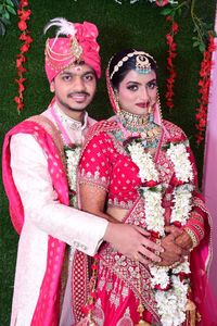 review-Makeovers by Aprajita