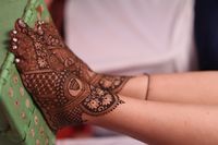 review-image-0-Aditis Mehendi Art