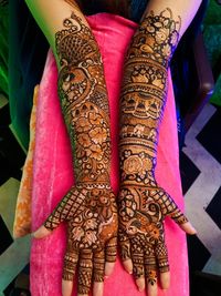 review-image-0-Pavan Mehandi Artist