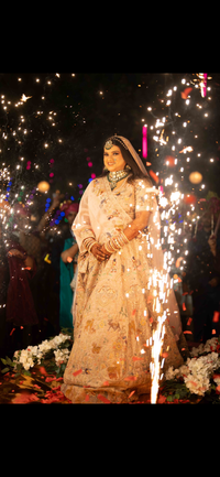 review-Face Stories by Bushra