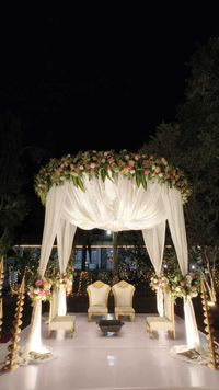 review-Unique Events