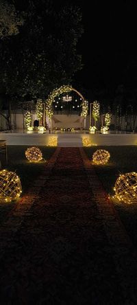 review-Unique Events