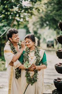 review-Eyebrow Weddings