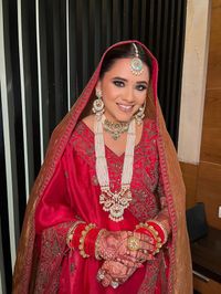 review-Poorva Sekhri Mua