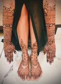 review-image-2-Mehendi by Rukshita