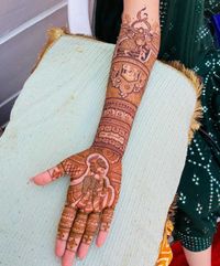 review-Anoop Mehandi Artist