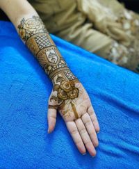 review-Anoop Mehandi Artist