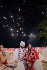 review-The Wedding Snaps