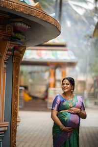 review-Shutter Clicks