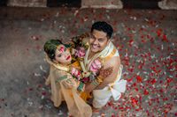 review-Shutter Clicks