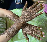 review-Ravi Mehendi Artist