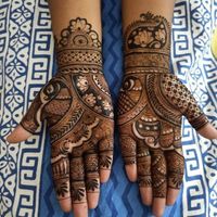 review-Ravi Mehendi Artist