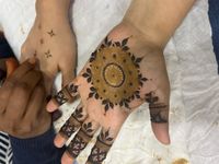 review-image-0-Mehendi by Reshma