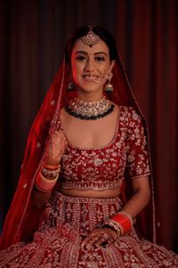 review-Makeovers by Ridhi Verma