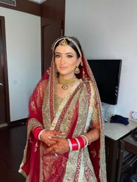 review-Makeovers by Ridhi Verma