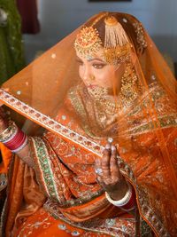 review-Makeovers by Ridhi Verma