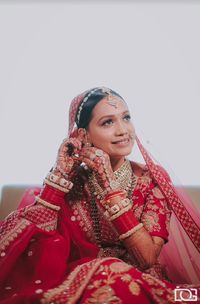 review-Makeovers by Ridhi Verma