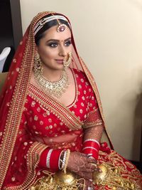 review-Makeovers by Ridhi Verma