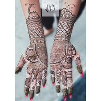 review-image-0-Rinal Designer Mehandi