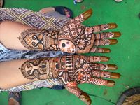 review-image-2-Amar Mehndi Artist