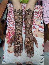 review-image-2-Amar Mehndi Artist