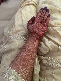 review-Hussaina Mehendi Artist