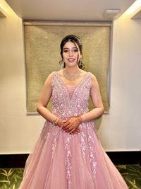 review-Divya Sahu Makeup Artist