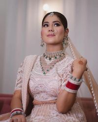 review-image-1-Aarti Khanna Makeovers