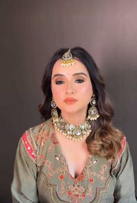 review-image-3-Shivani Gupta Makeup Artist