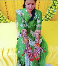 review-image-0-Krishna Mehandi Artist