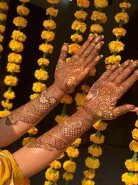 review-image-0-Krishna Mehandi Artist