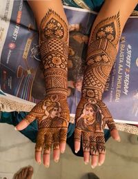 review-Krishna Mehandi Artist