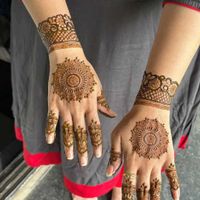 review-Krishna Mehandi Artist