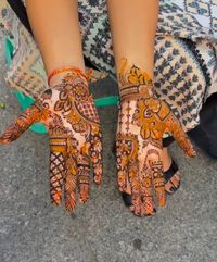 review-Krishna Mehandi Artist