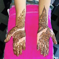 review-Krishna Mehandi Artist